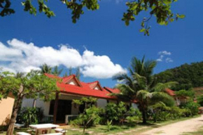  Lanta Bee Garden Bungalow SHA Extra Plus  Ko Lanta